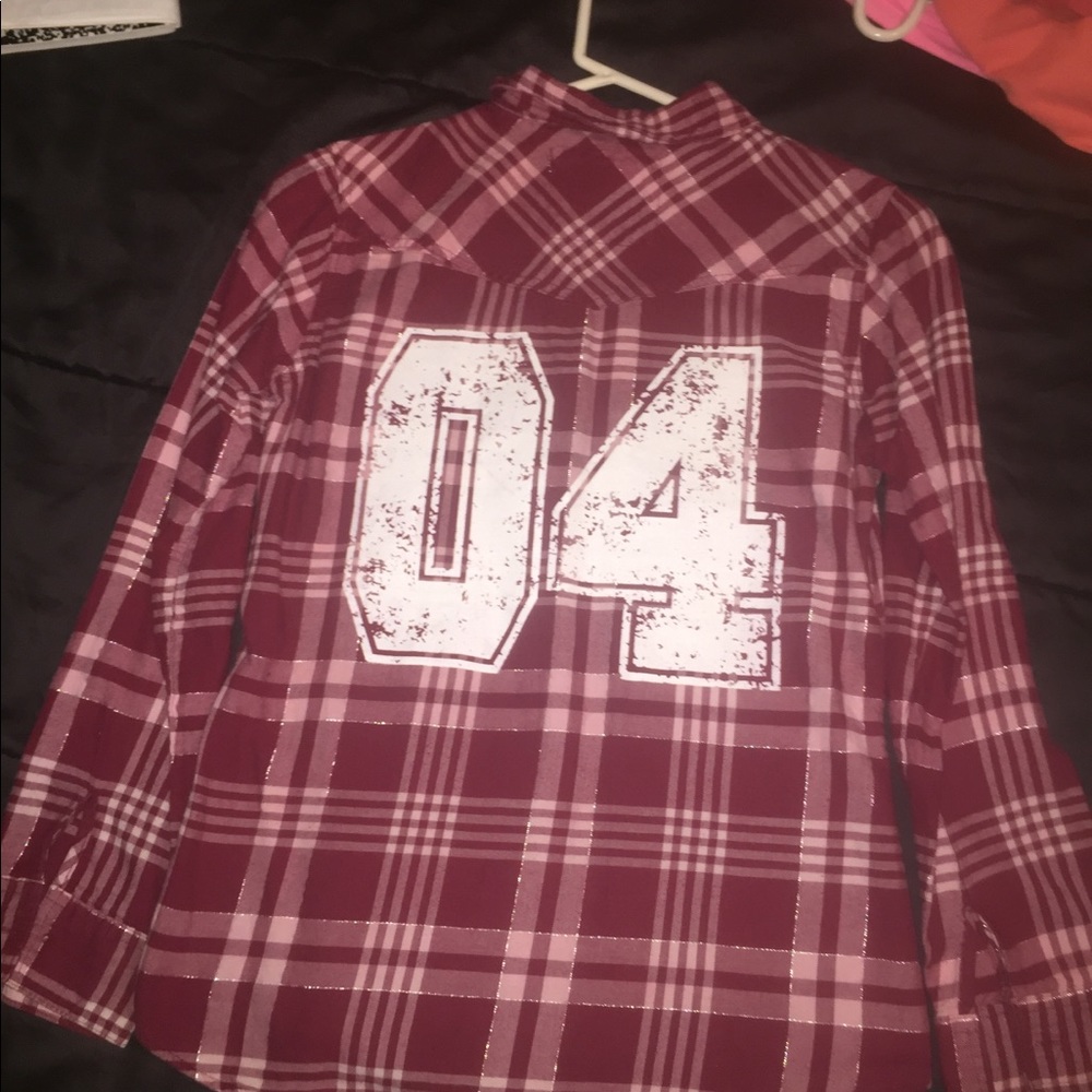 Maroon plaid long sleeve shirt